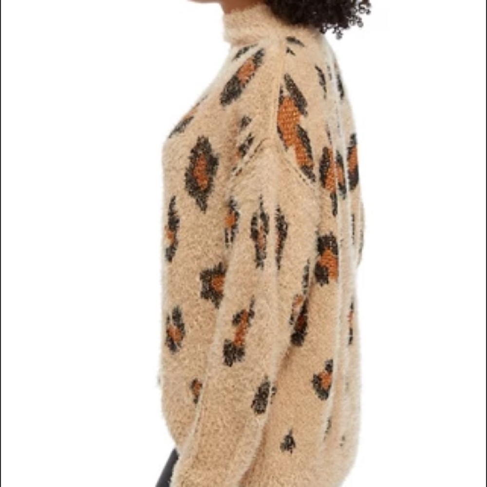 Wonderly Nomad Leopard Sweater - Picture 5 of 13
